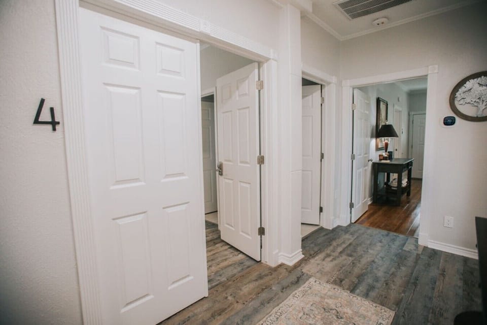 Hallway between kitchen and living room