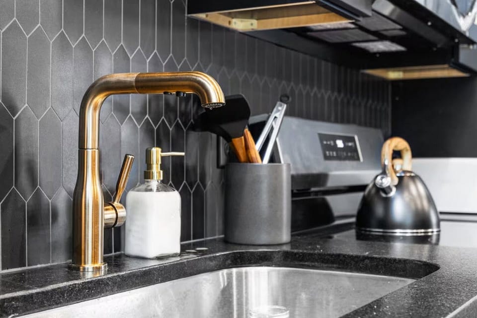 Full modern kitchen