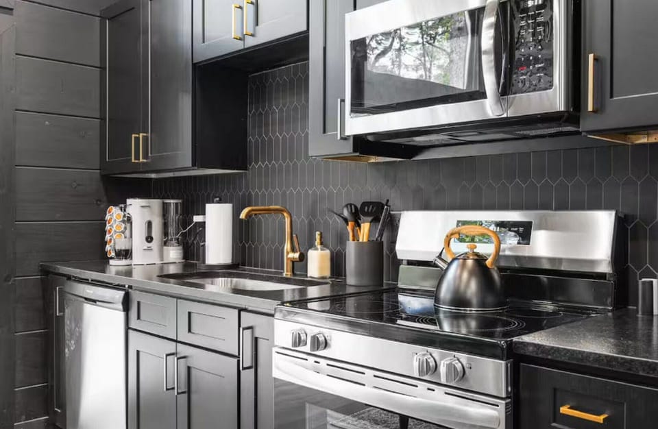 Full modern kitchens