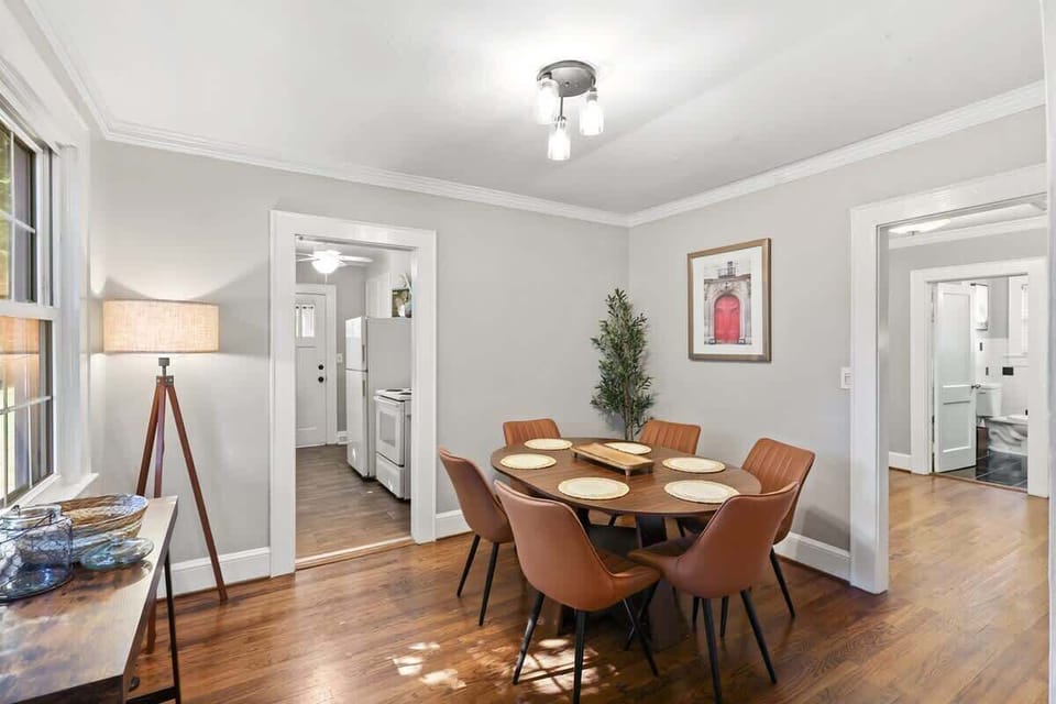 Dining Room for 6