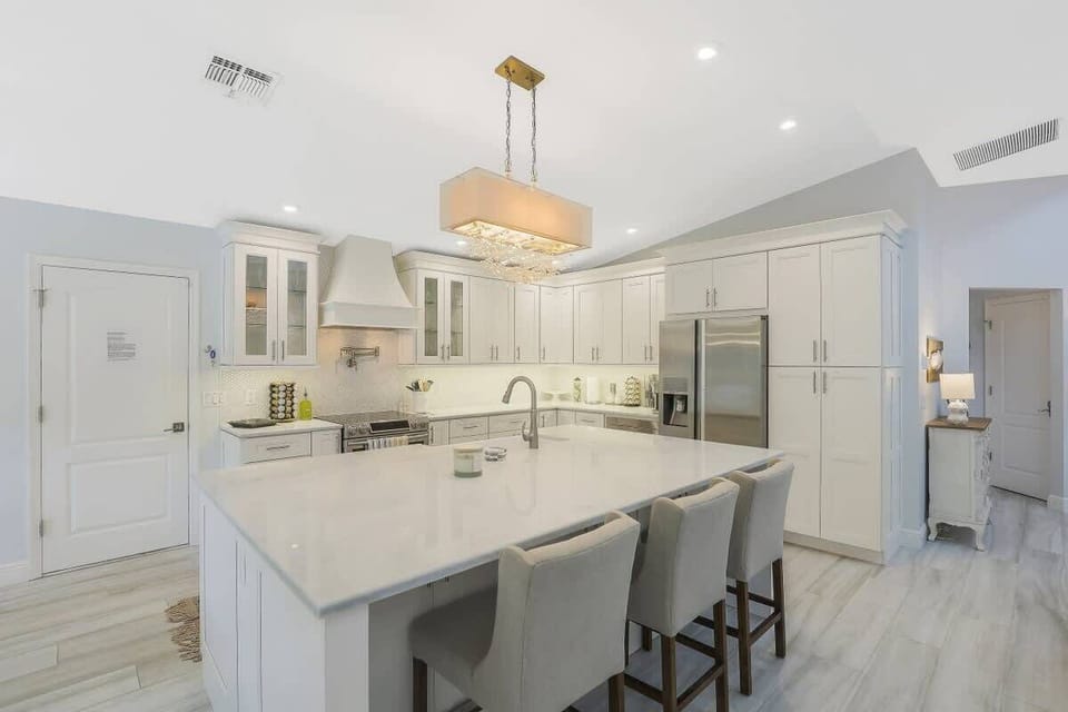Sophisticated to be exact -- Kitchen and dining in one!