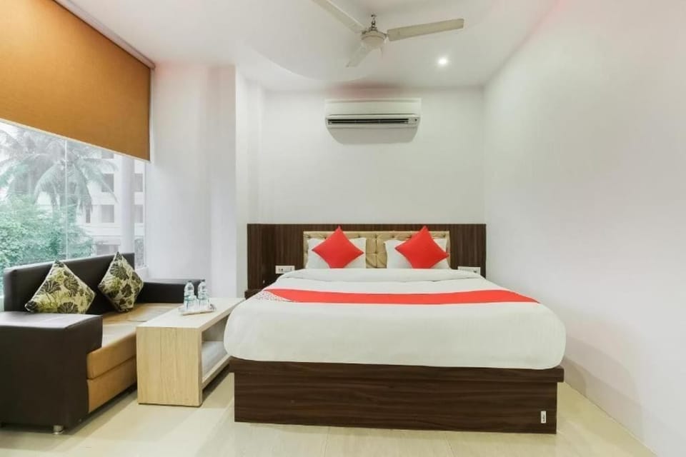 Deluxe Room, City View