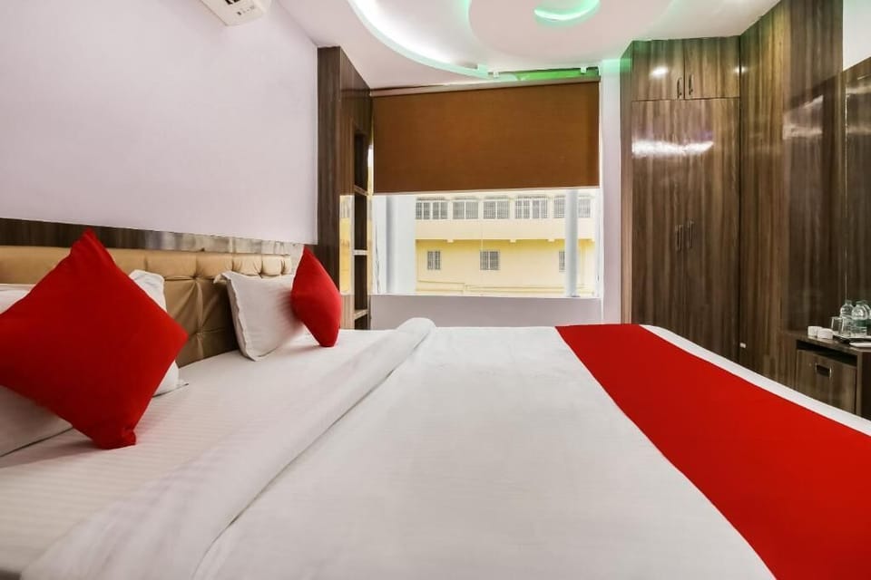 Deluxe Room, City View