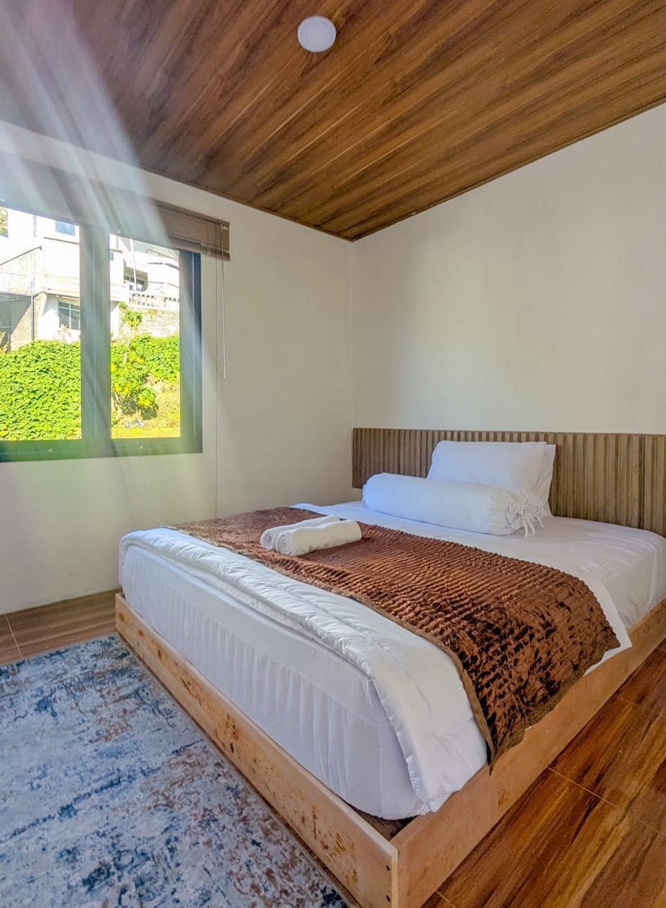 Villa, 2 Bedrooms | Minibar, desk, WiFi (free), bed sheets