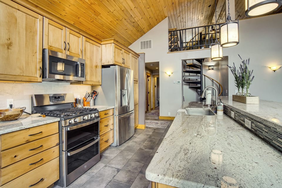 Kitchen | 1st Floor