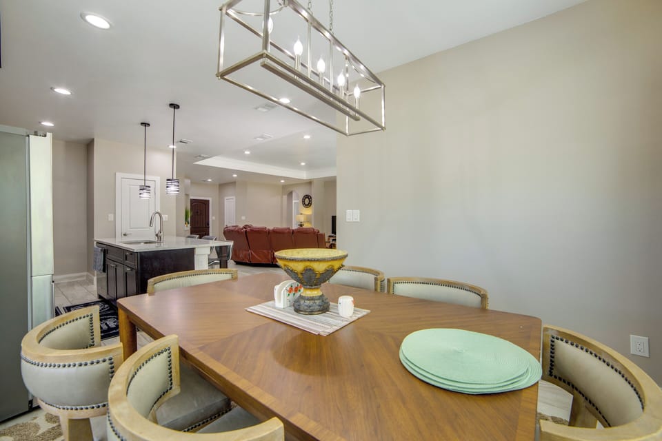 Dining Area | Dishware/Flatware