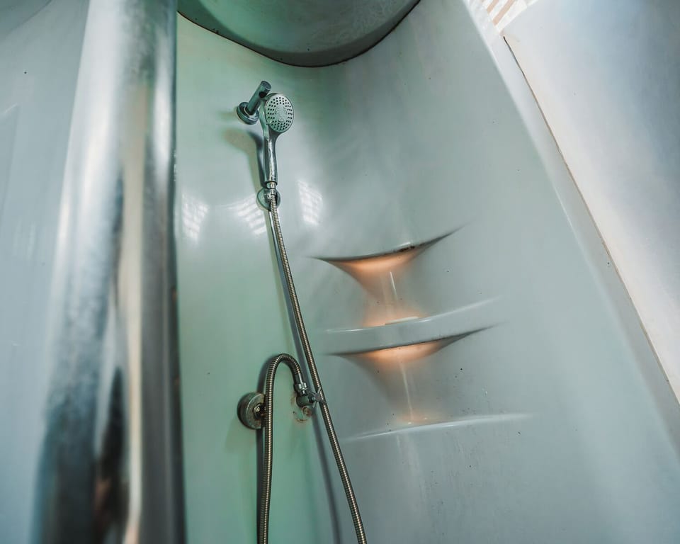 Deluxe Room | Bathroom | Soap