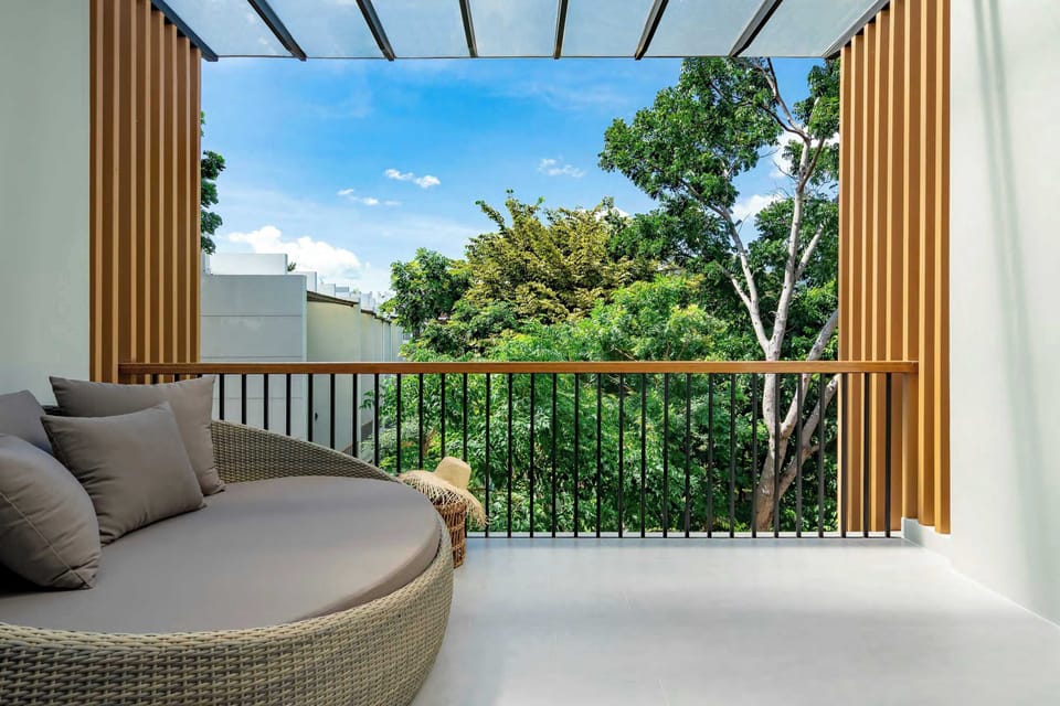Master Balcony