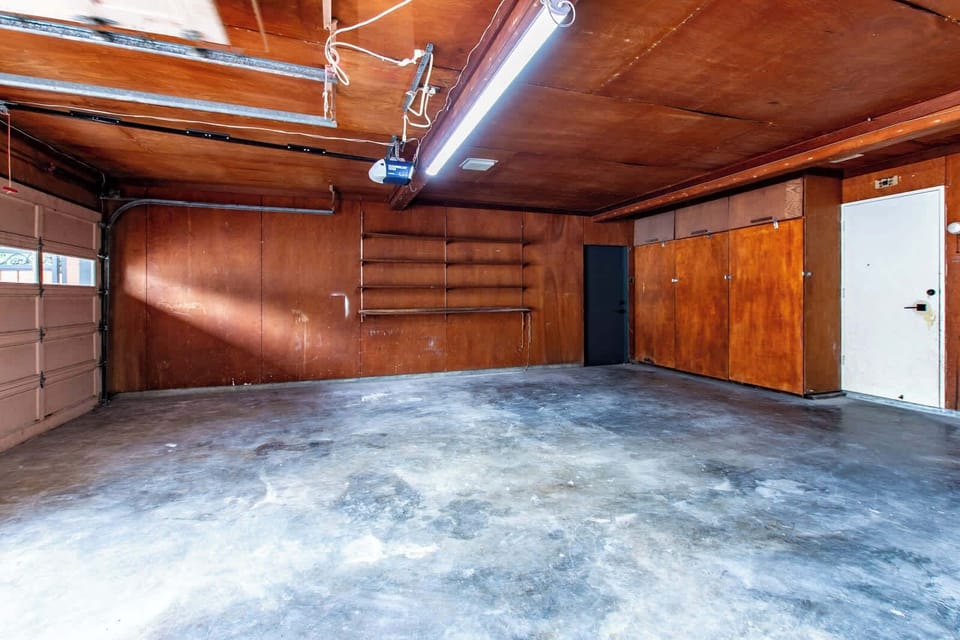House, Multiple Beds, Pool Access, Ocean View (1617 Ocean) | Interior