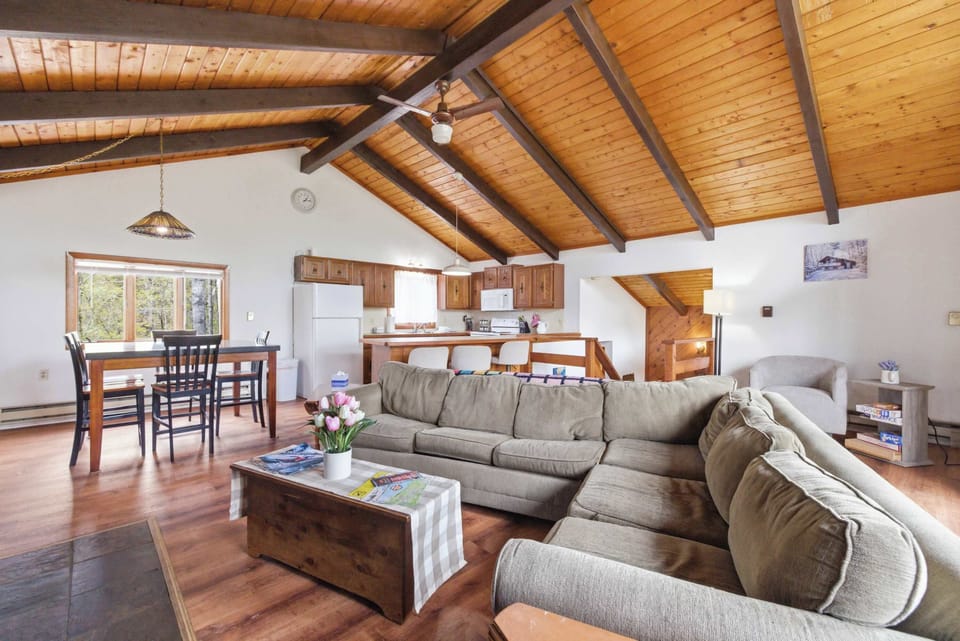 Spacious gathering areas make it easy for everyone to relax and reconnect together.