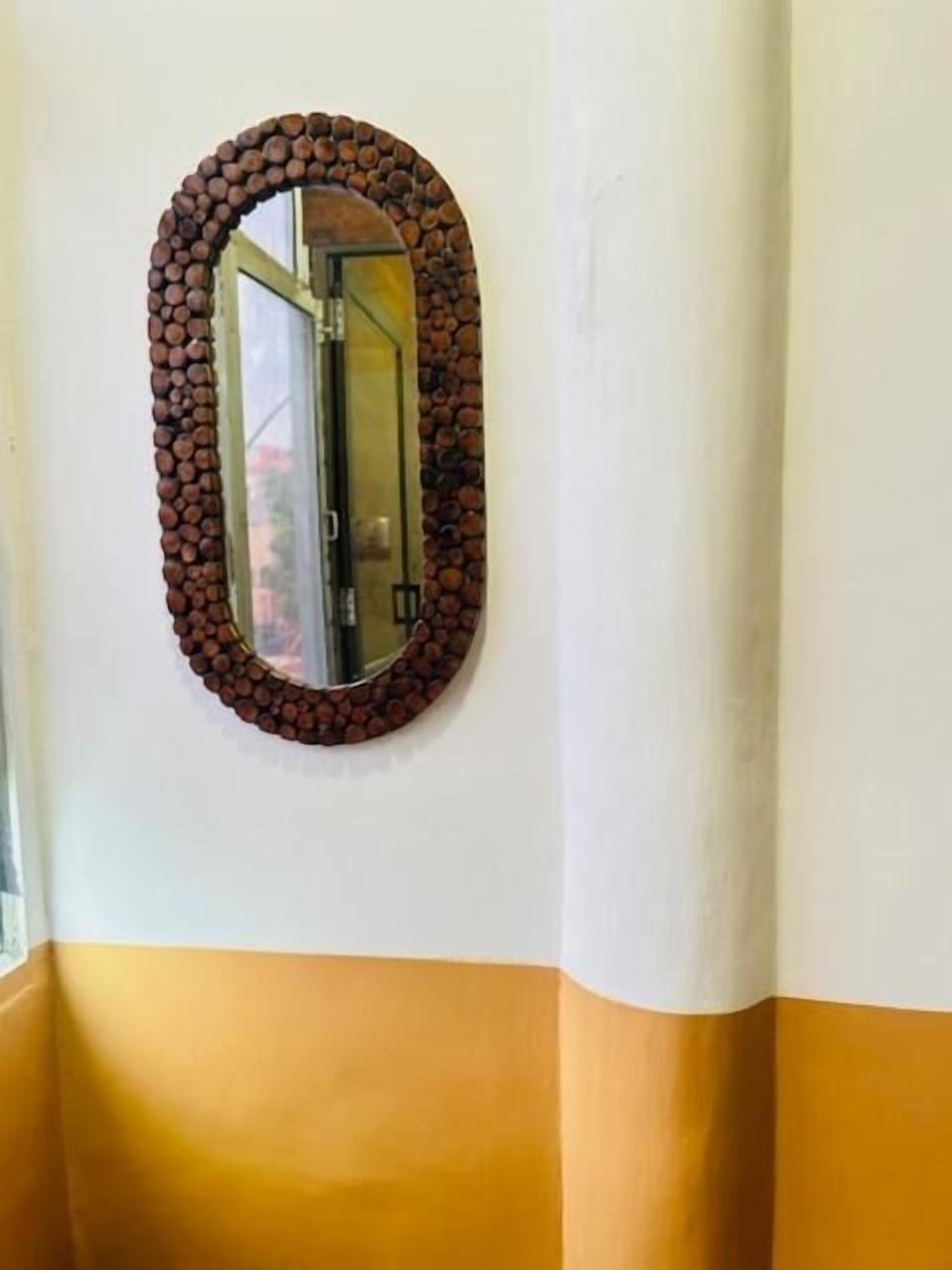 Deluxe Double Room, Balcony, City View | Interior