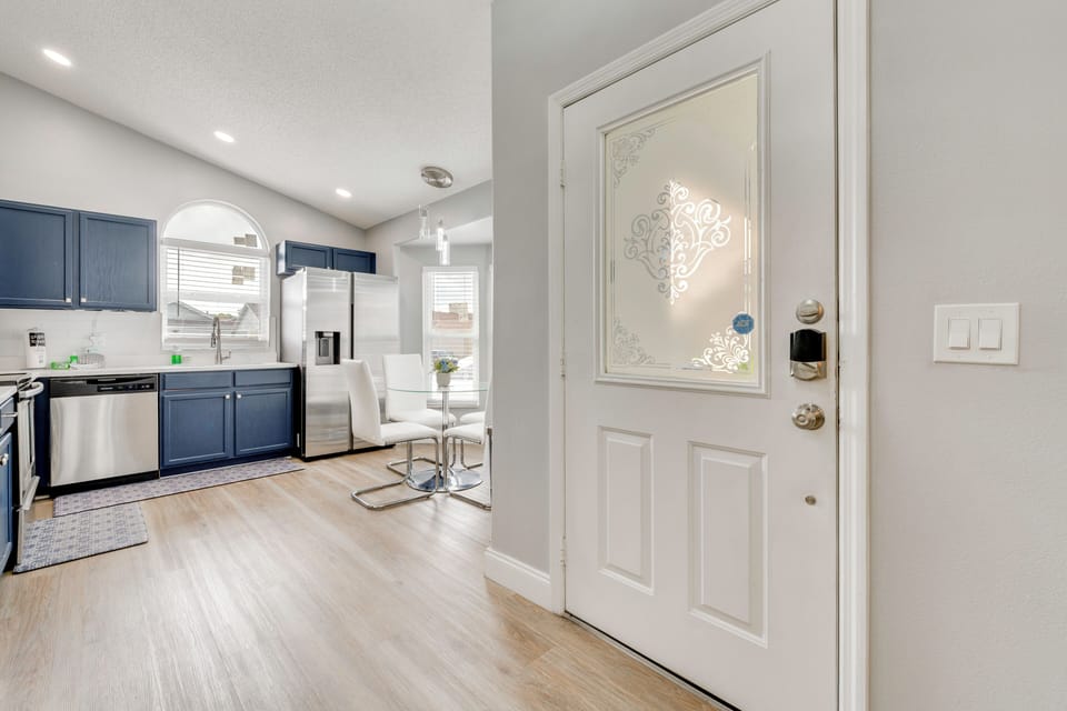 House (4 Bedrooms) | Interior