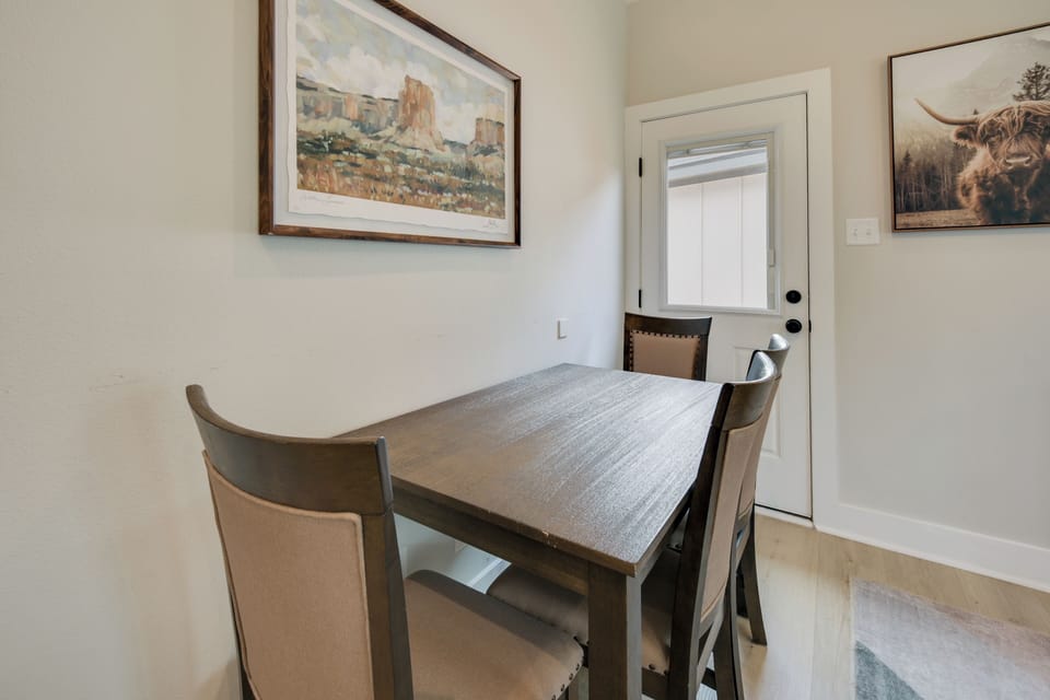 House (2 Bedrooms) | Interior