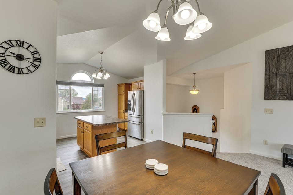 House (4 Bedrooms) | Interior