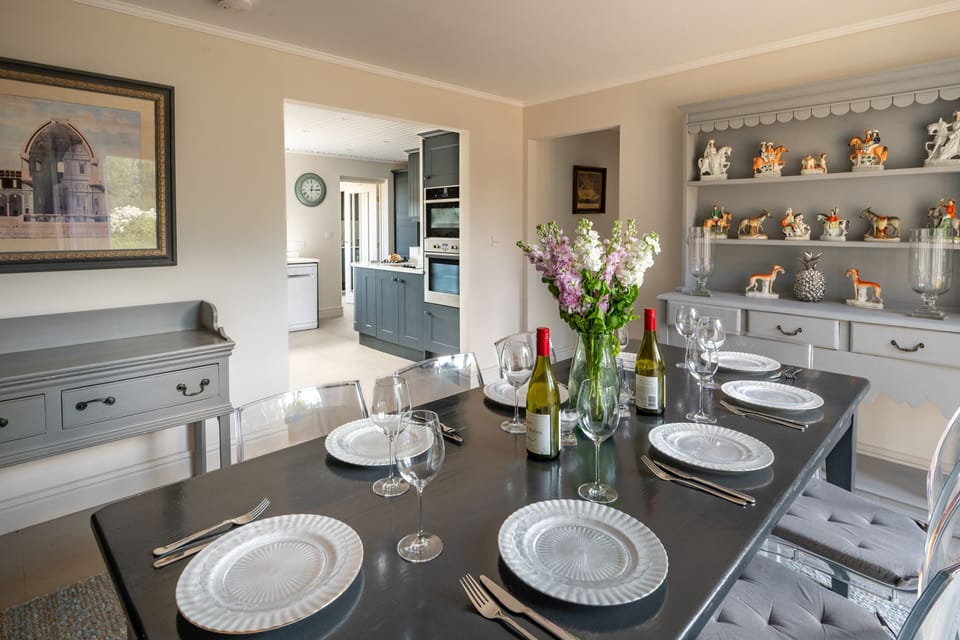 Ground floor: Dining room