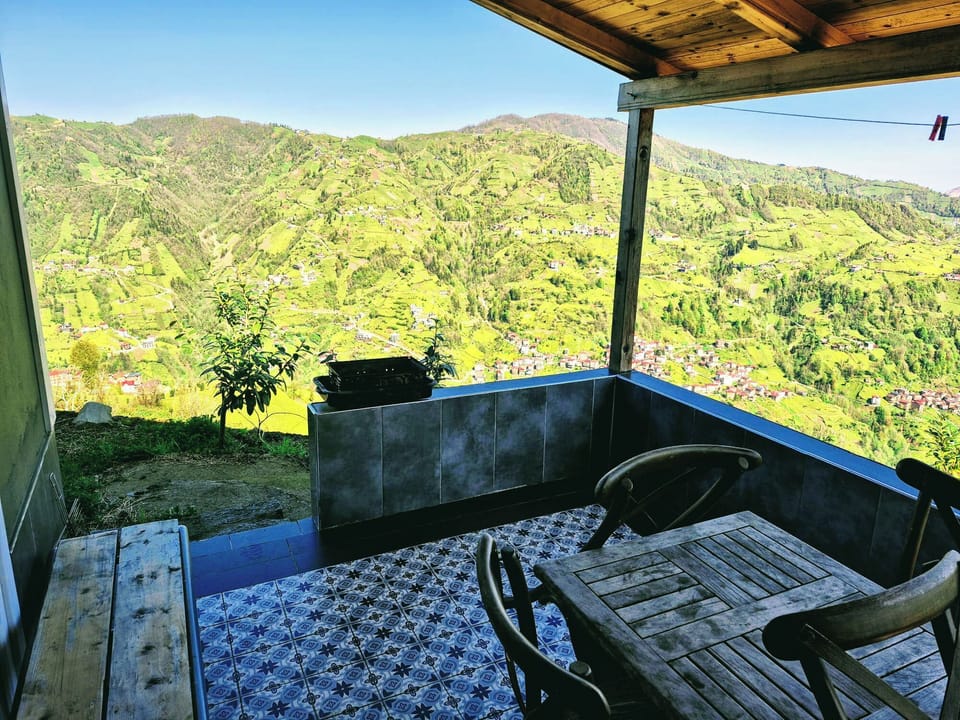 Deluxe Villa, Mountain View | Outdoor dining