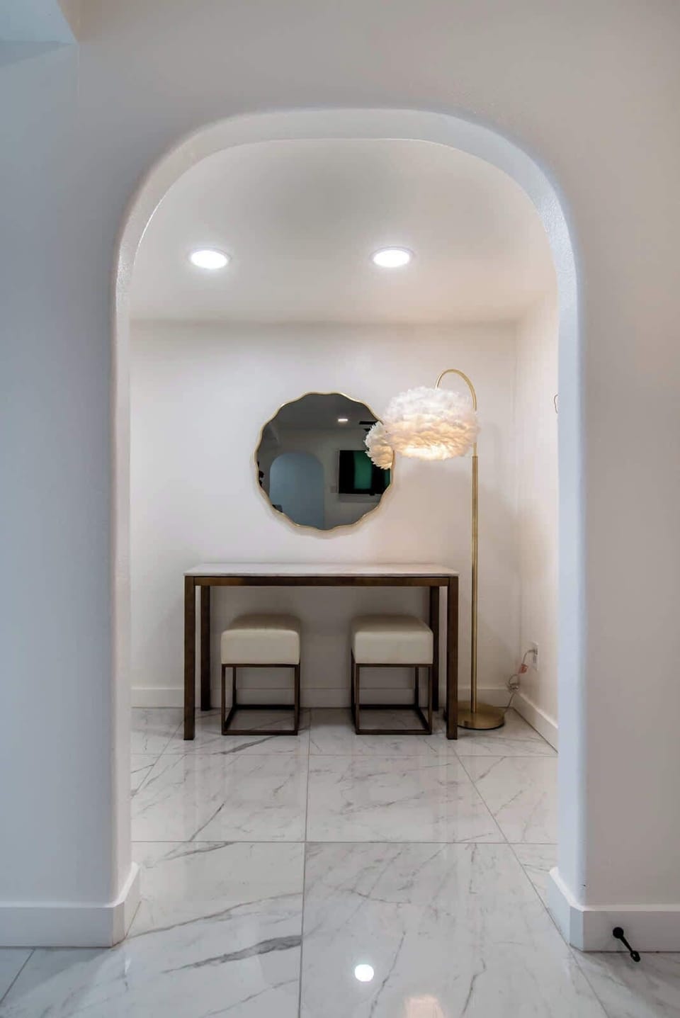 House, Multiple Beds, Pool Access, Pool View (5705 Ocean Drive) | Interior