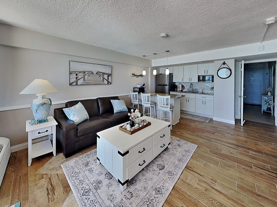 Open and Inviting Floor Plan