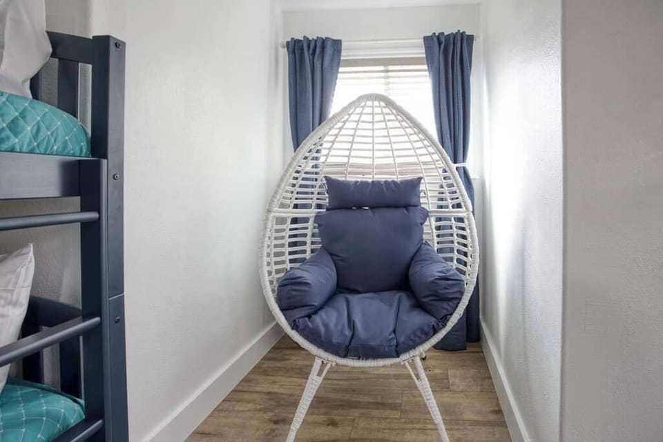 House, Multiple Beds, Pool Access, Partial Ocean View (100+4129Ocean) | Interior