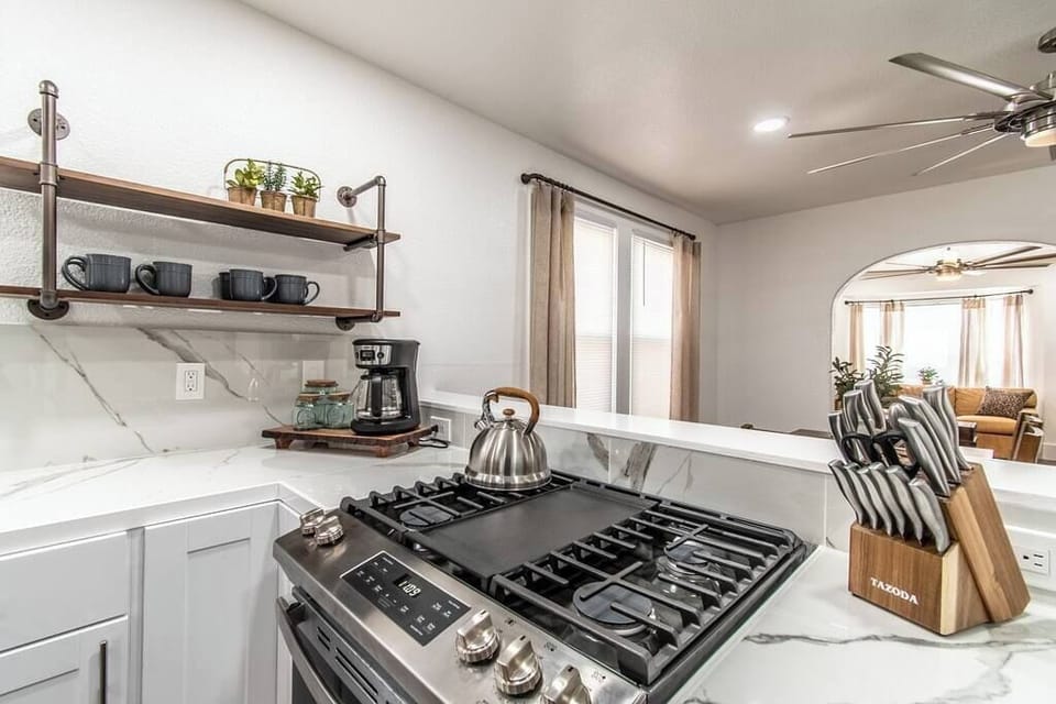 Condo, Multiple Beds, Kitchen, Garden View (1117 Ocean A) | Private kitchen