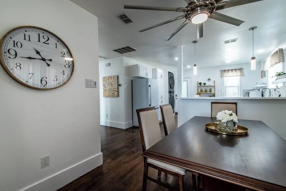 Condo, Multiple Beds, Fireplace, Garden View (1117 Ocean B) | Dining