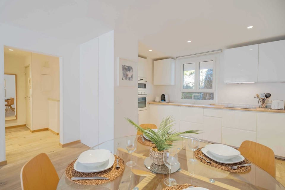 Apartment | Dining