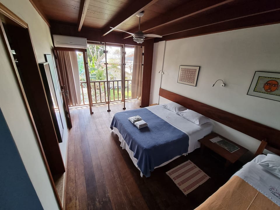 Standard Suite | WiFi (free), individually decorated, bed sheets