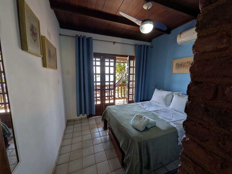 Suite, Multiple Beds, Sea View | Individually decorated, free WiFi, bed sheets