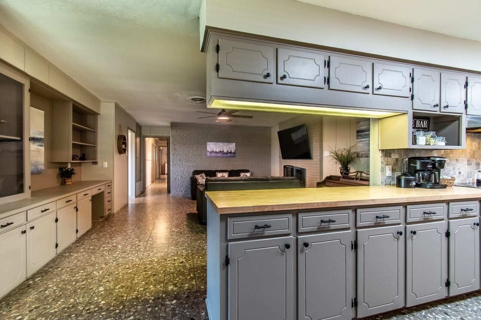 House, Multiple Beds, Pool Access, Ocean View (5401 Ocean) | Interior