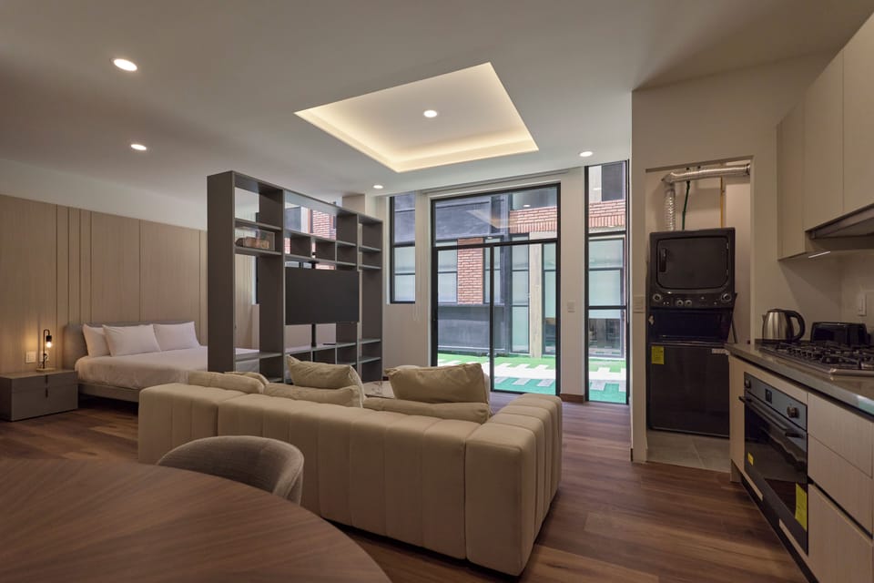 Deluxe Studio | Living area