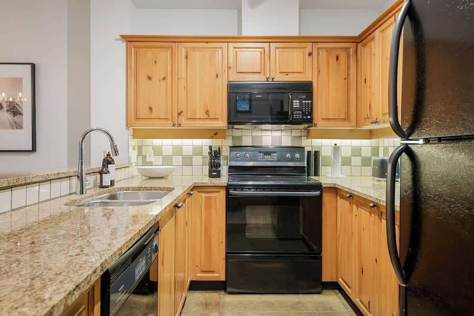 Full kitchen in the open plan living space, the perfect hub for entertaining 
