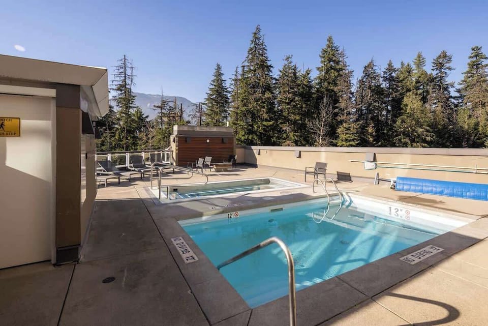 Hotel outdoor pool and hot tub 