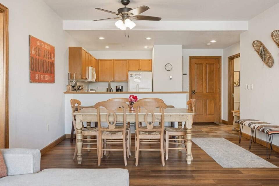 6 person dining table