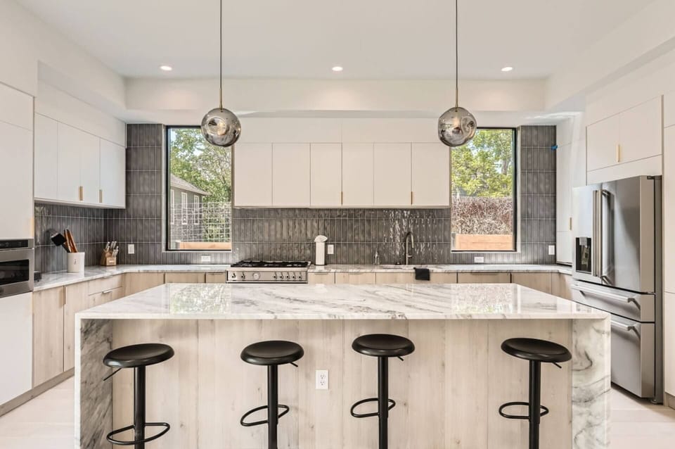 An inviting kitchen ready for all your culinary adventures.
