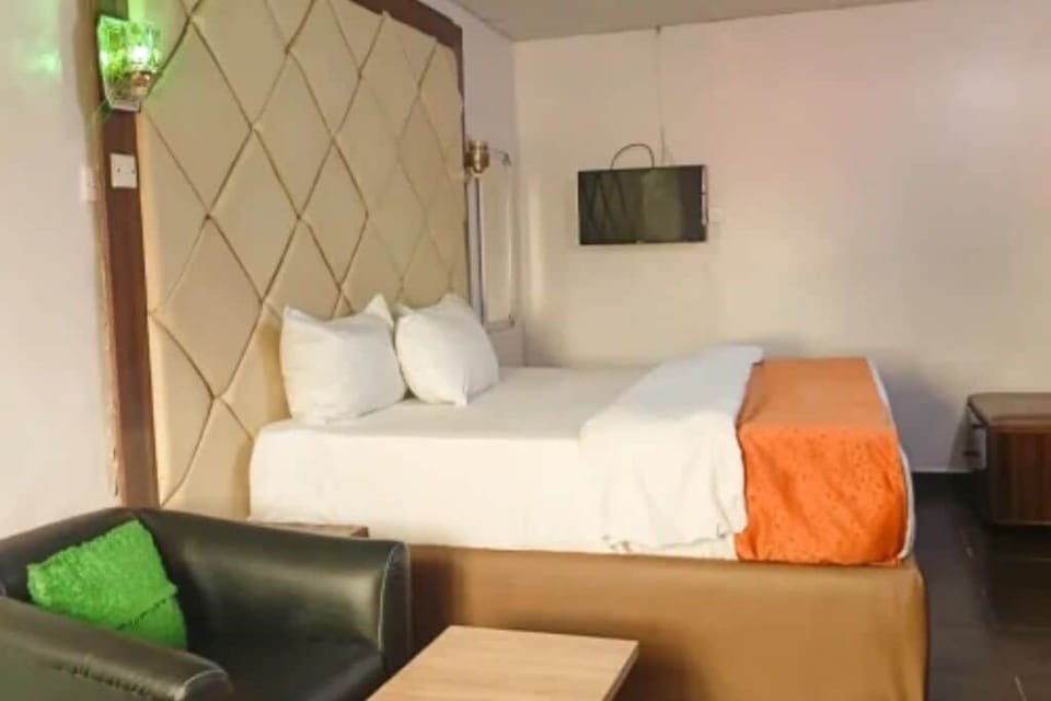 Suite, Balcony, Courtyard View | Free WiFi