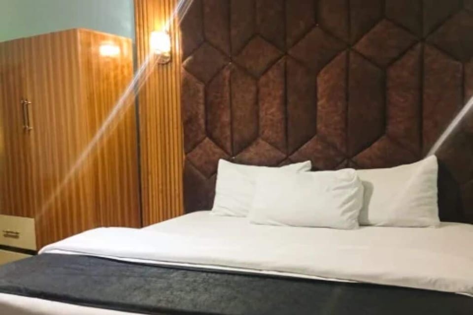 Executive Single Room | Free WiFi