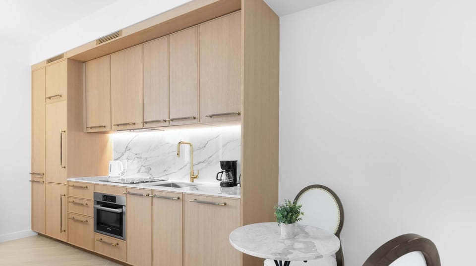 Kitchen - Dining 