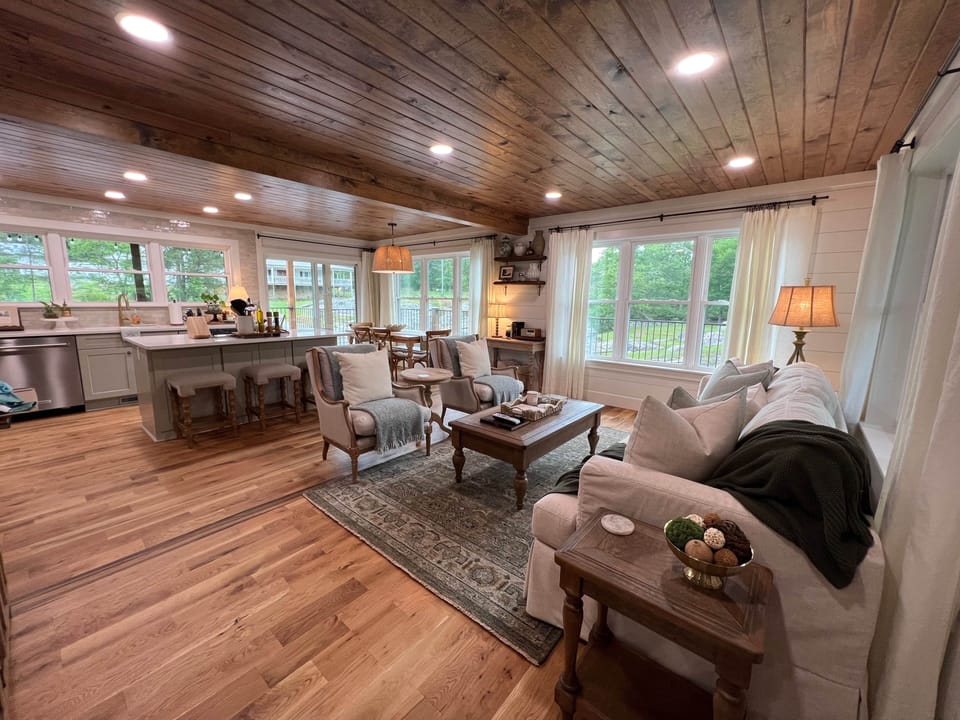 Living / Kitchen