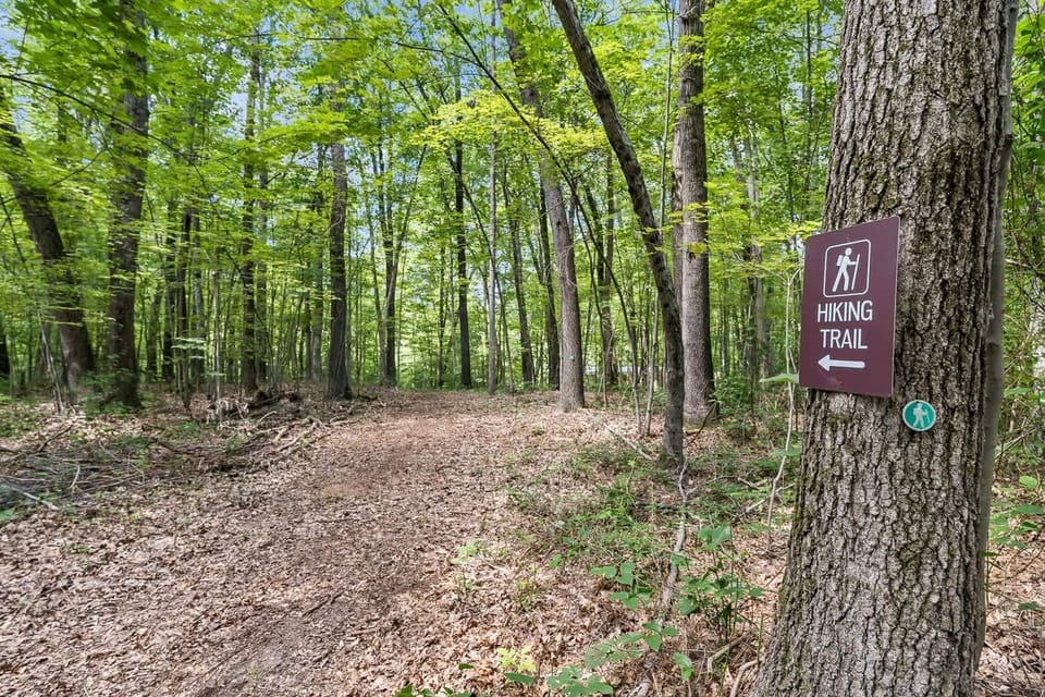 Private 3-mile woodland trail just a quarter mile from your front door!