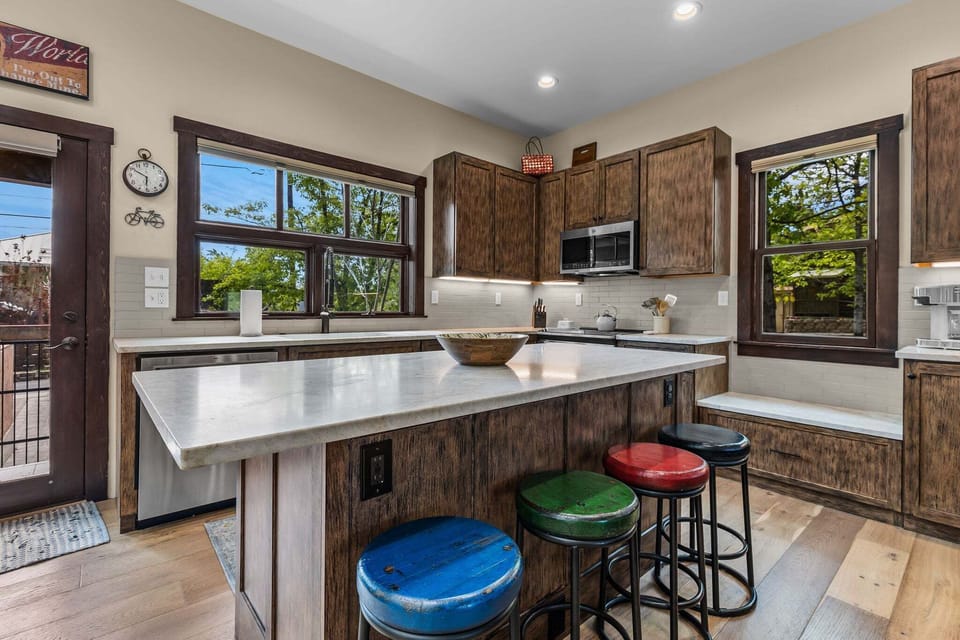 Gourmet Kitchen