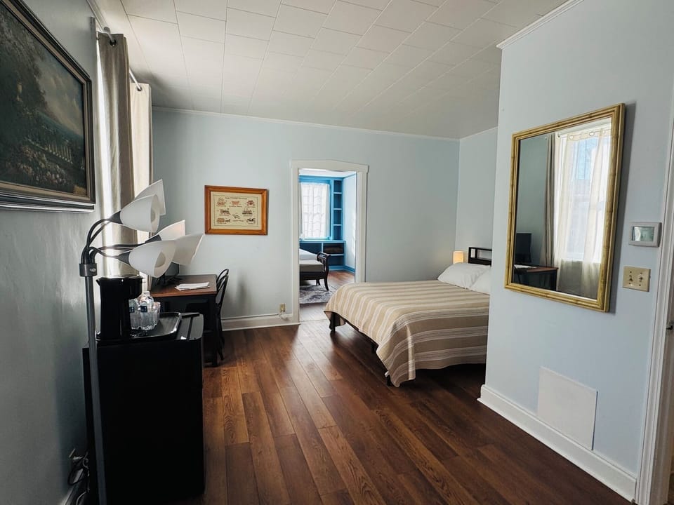 Queen Room
