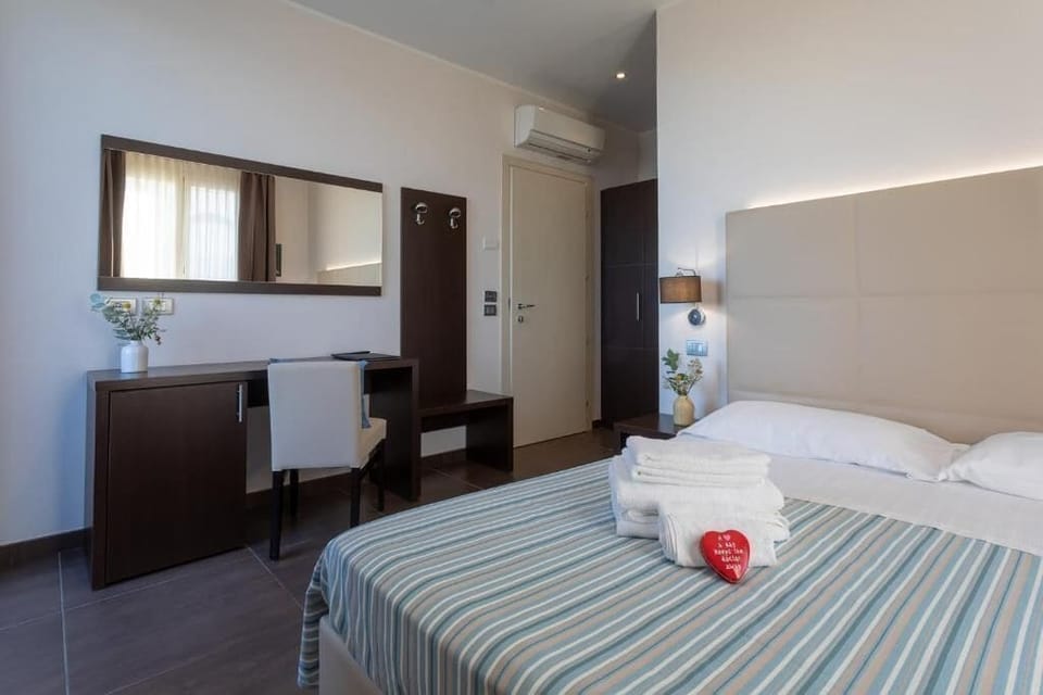 In-room safe, desk, blackout drapes, soundproofing