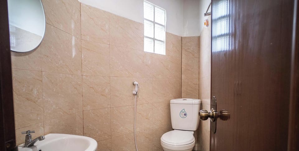 Deluxe Double Room, Non Smoking, Air conditioning | Bathroom