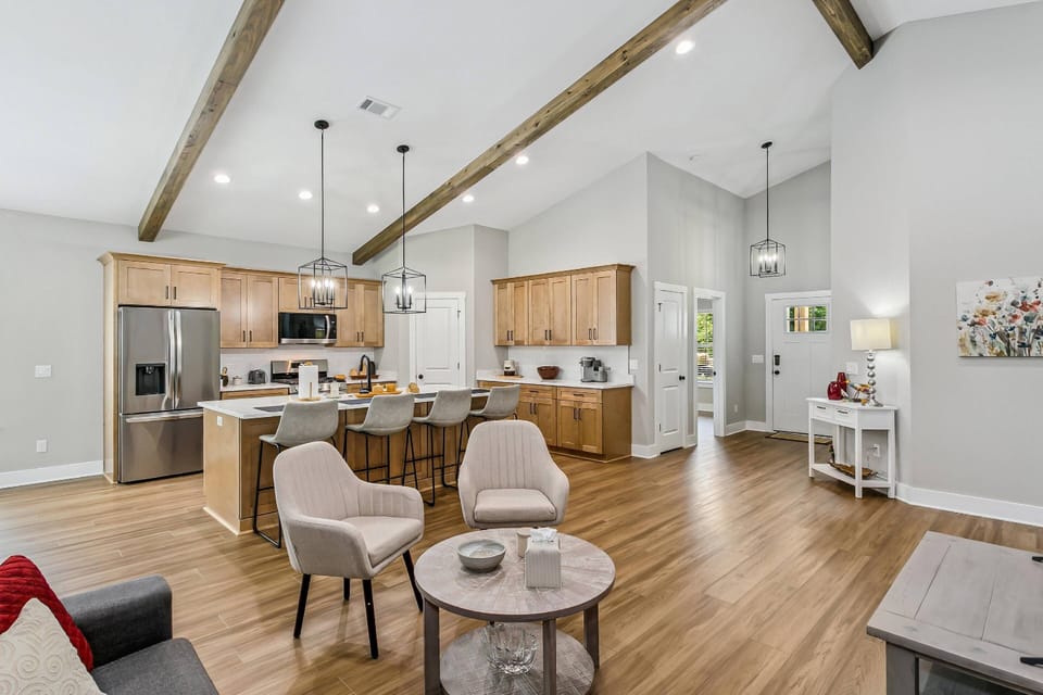 Lovely hardwood floors and tall ceilings