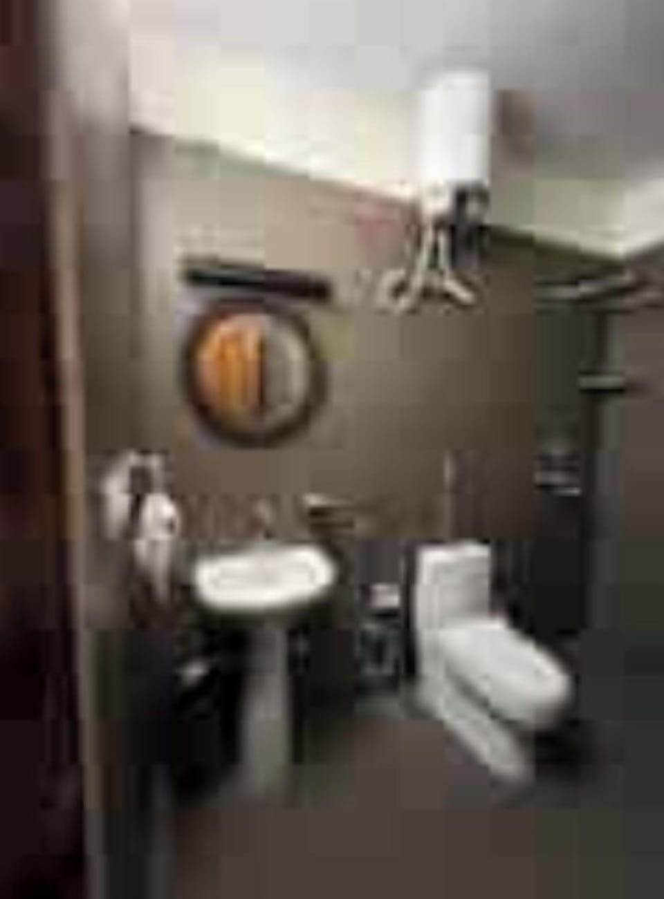 Comfort Double Room, Balcony, Mountain View | Bathroom | Soap, shampoo, toilet paper