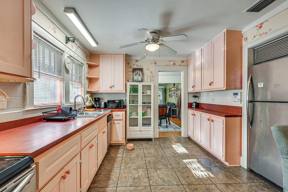 Property Interior | Single-Story Home