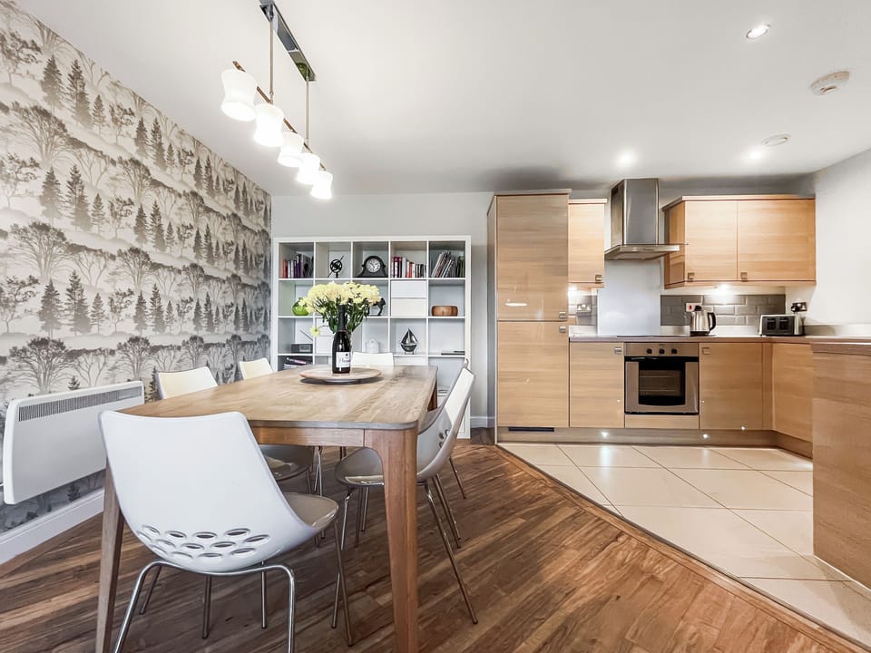 On-site amenities | Whitby Pad, Whitby