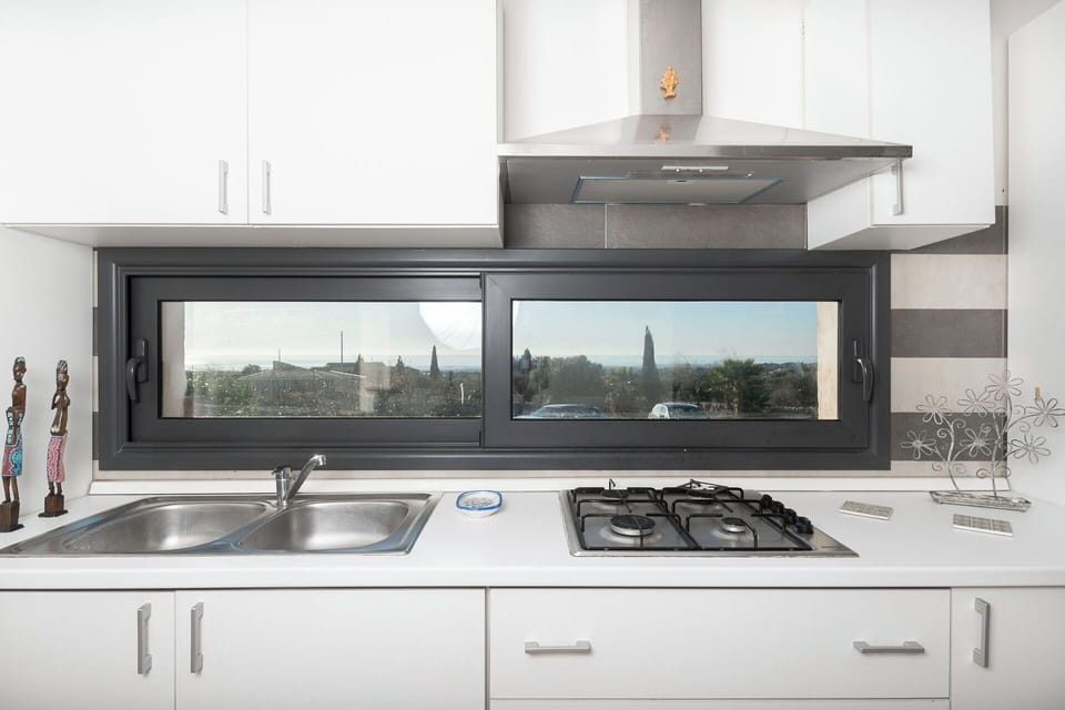 Autumn, Kitchen, Spring, Summer