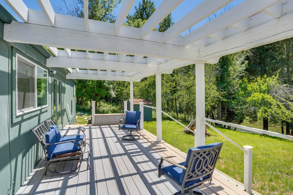 Private Deck