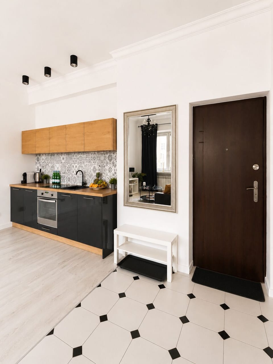 Classic Apartment, Air conditioning | Private kitchen | Espresso maker, electric kettle, highchair, griddle